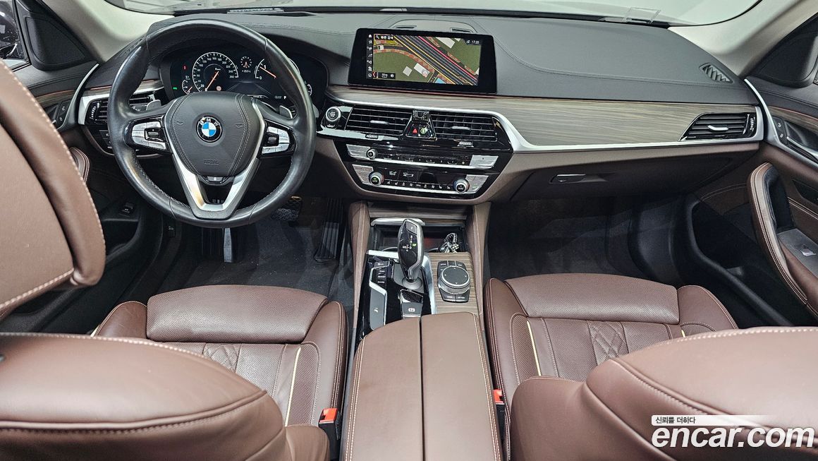 BMW 5-Series 2019