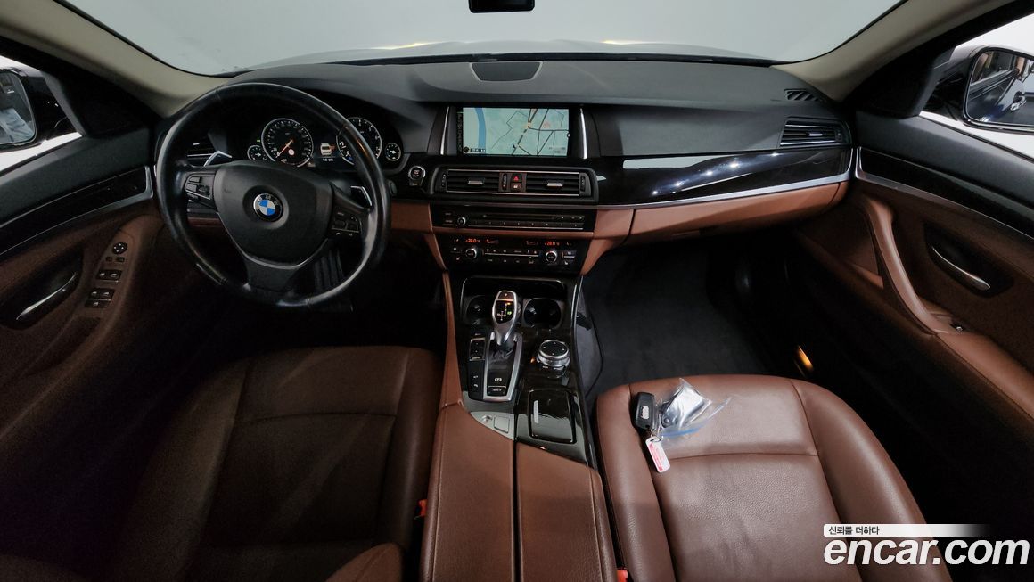 BMW 5-Series 2016
