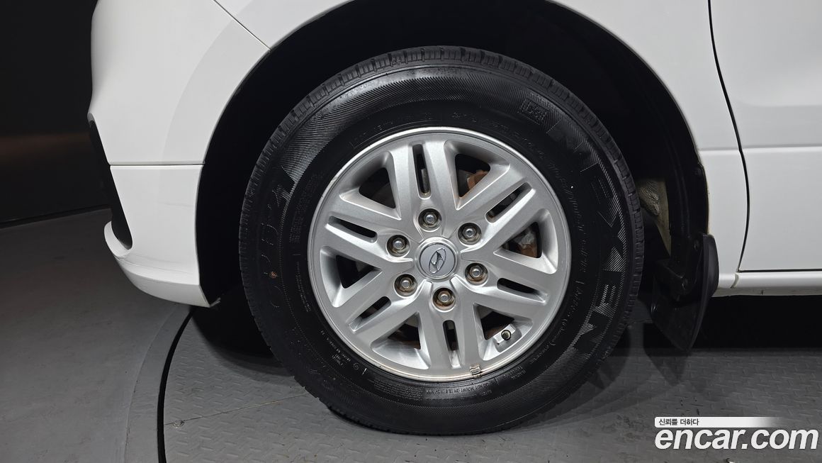 Hyundai Starex 2019