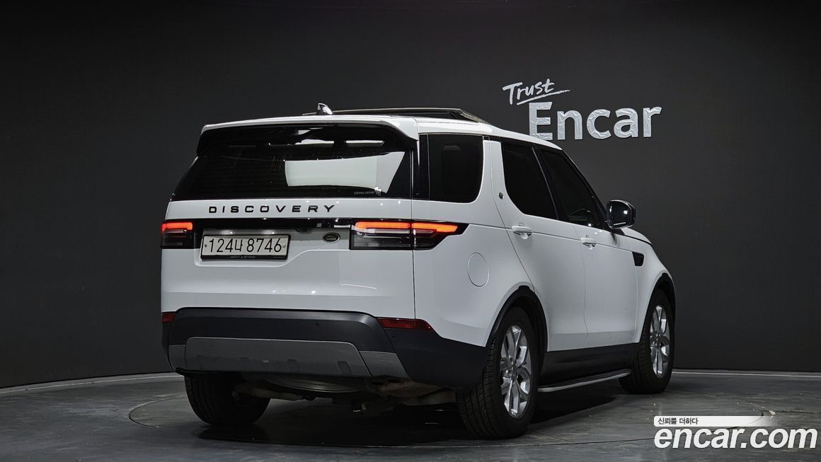 Land Rover Discovery 2018
