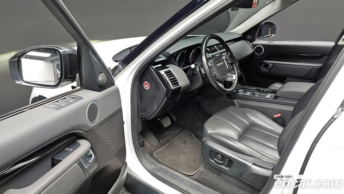 Land Rover Discovery 2018