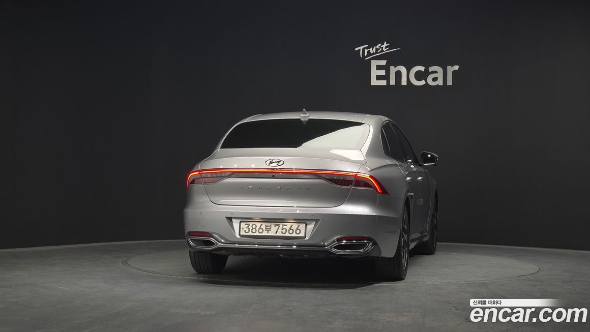 Hyundai Grandeur 2020