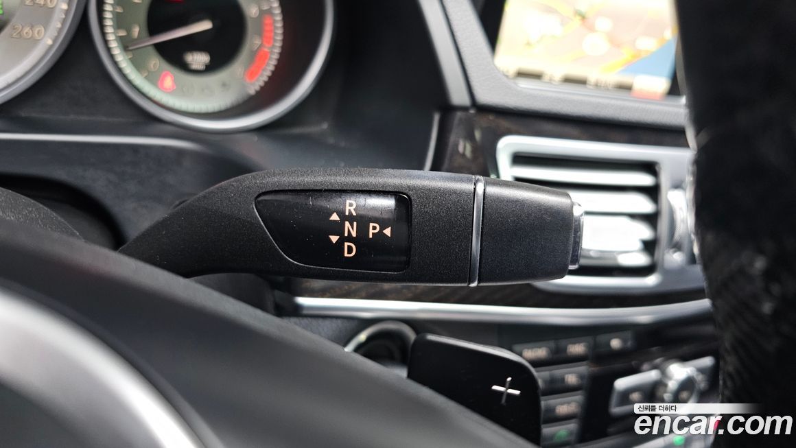 Mercedes-Benz E-Class 2015
