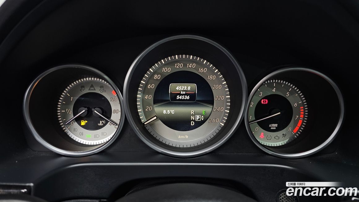 Mercedes-Benz E-Class 2015