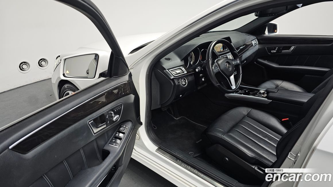 Mercedes-Benz E-Class 2015