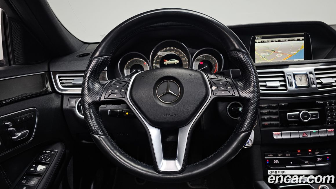 Mercedes-Benz E-Class 2015