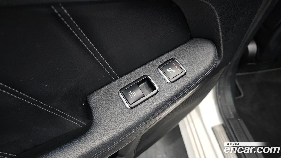Mercedes-Benz E-Class 2015
