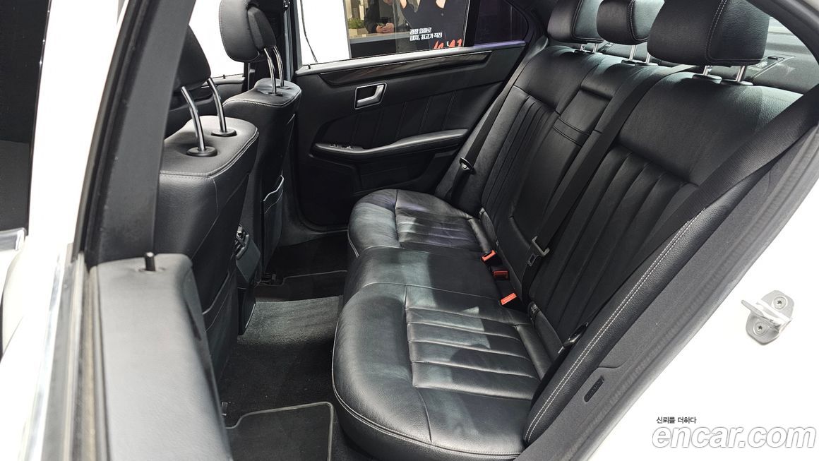 Mercedes-Benz E-Class 2015