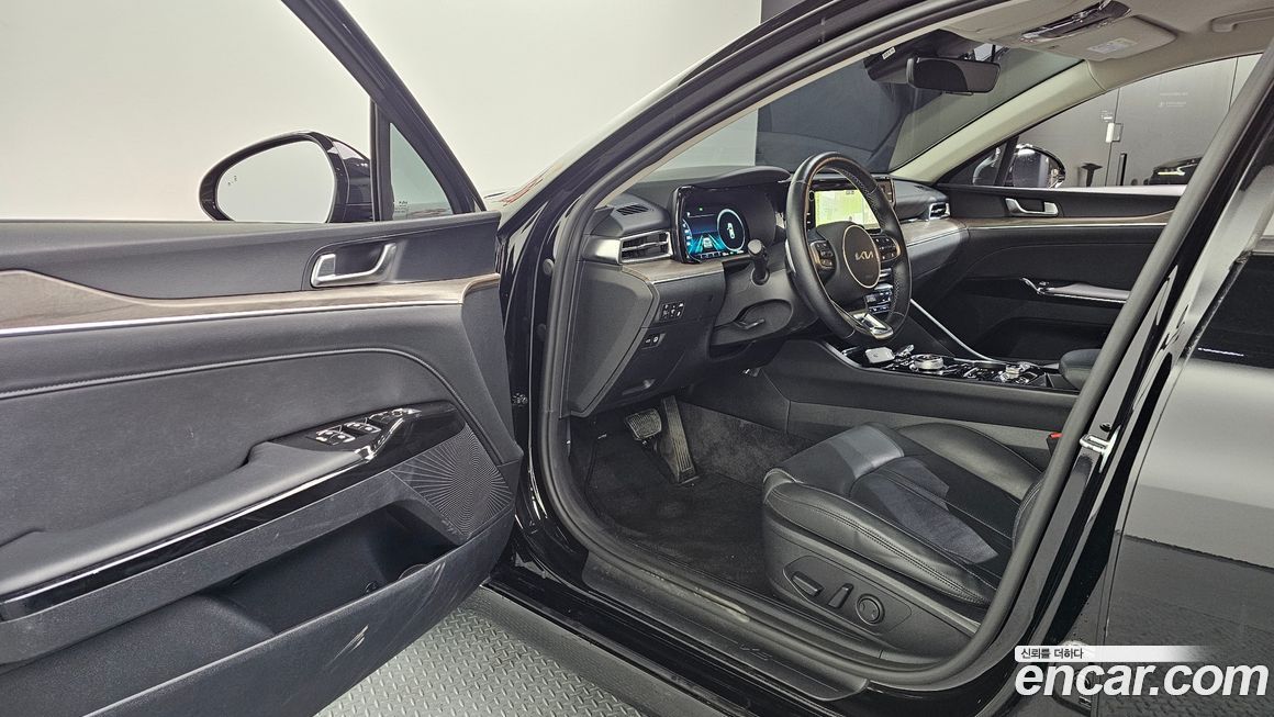 Kia K5 2023