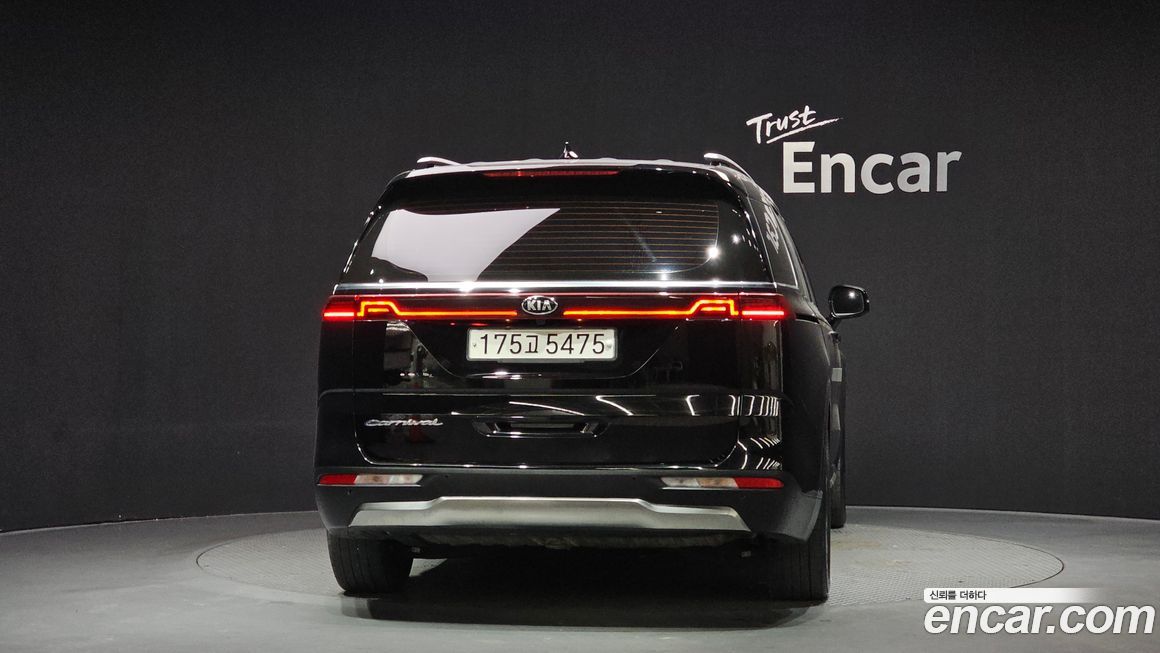 Kia Canival 2021