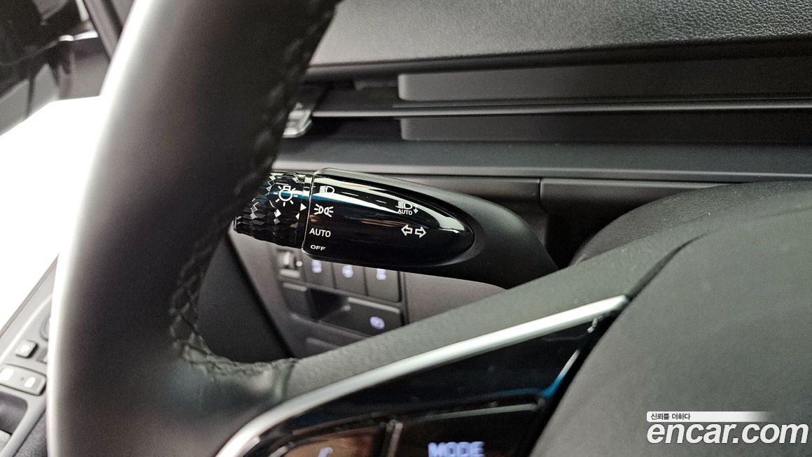 Hyundai Staria 2024