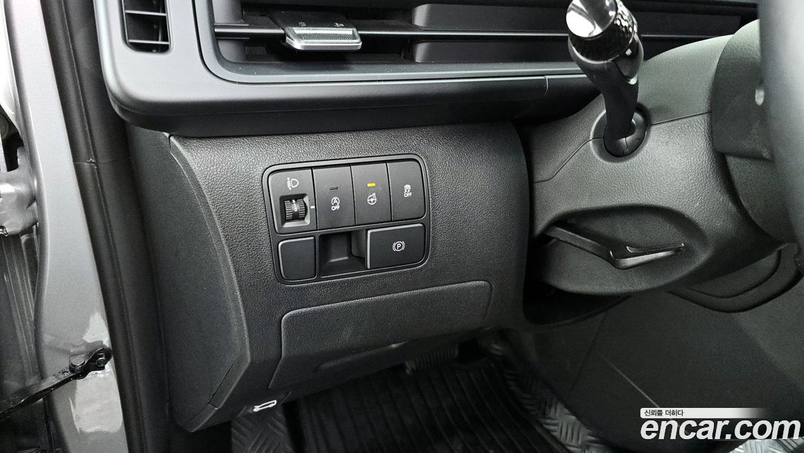 Hyundai Staria 2024