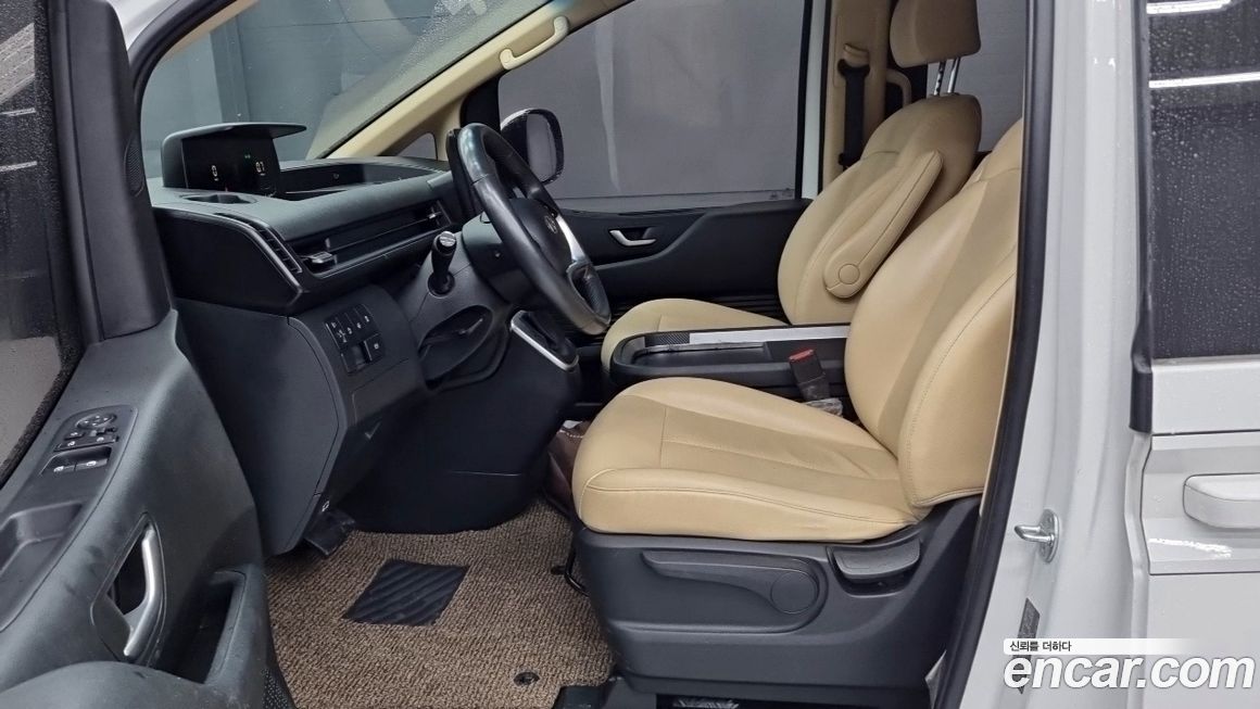 Hyundai Staria 2023