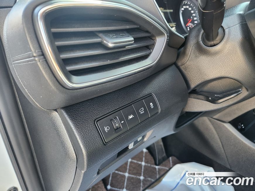 Hyundai Santafe 2022