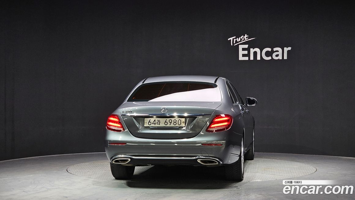 Mercedes-Benz E-Class 2019