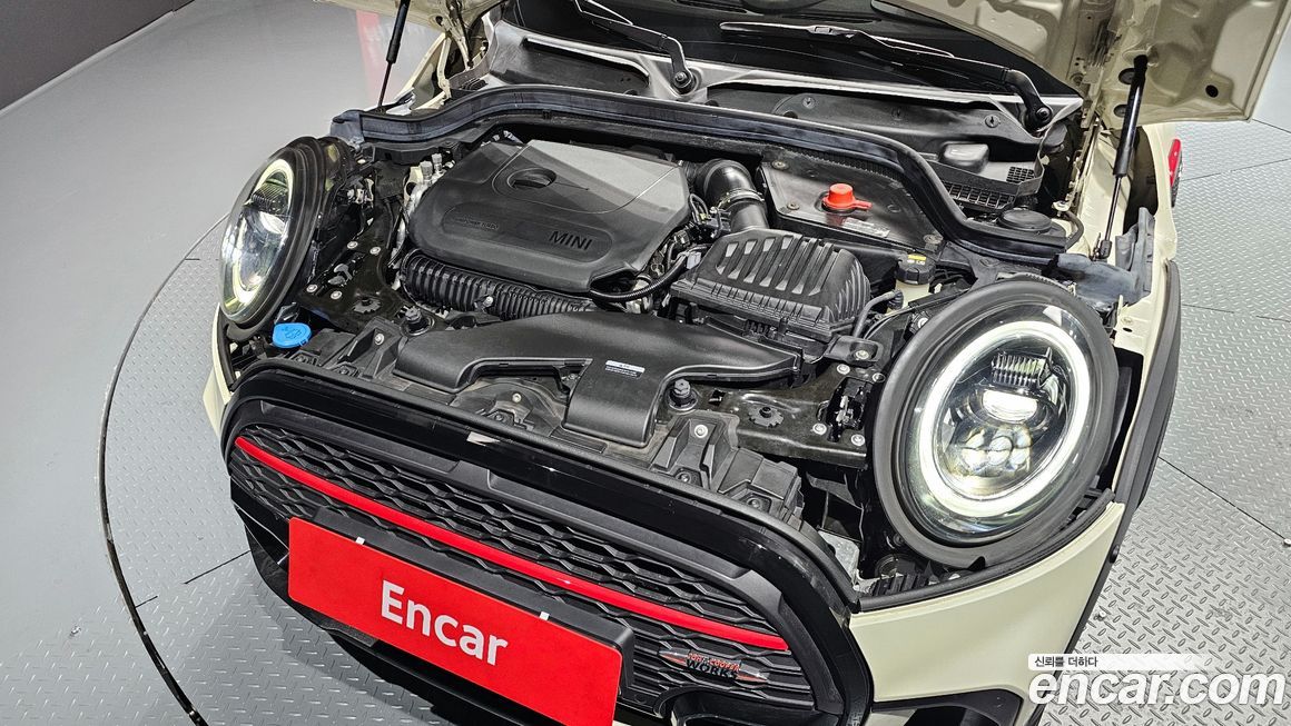 Mini Cooper Convertible 2023