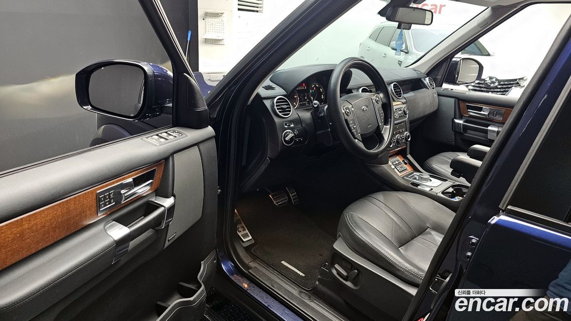 Land Rover Discovery 2016