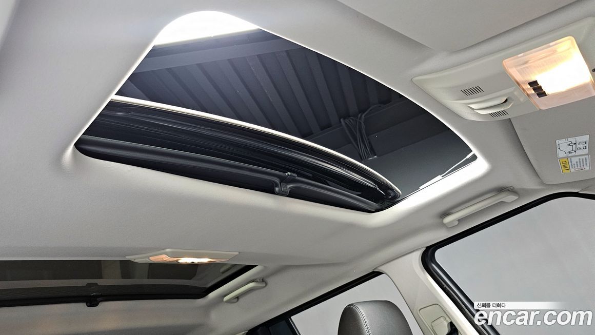 Land Rover Discovery 2016