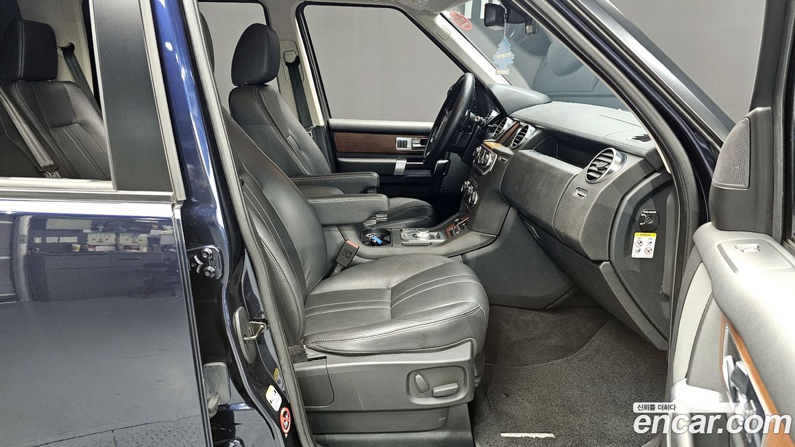 Land Rover Discovery 2016