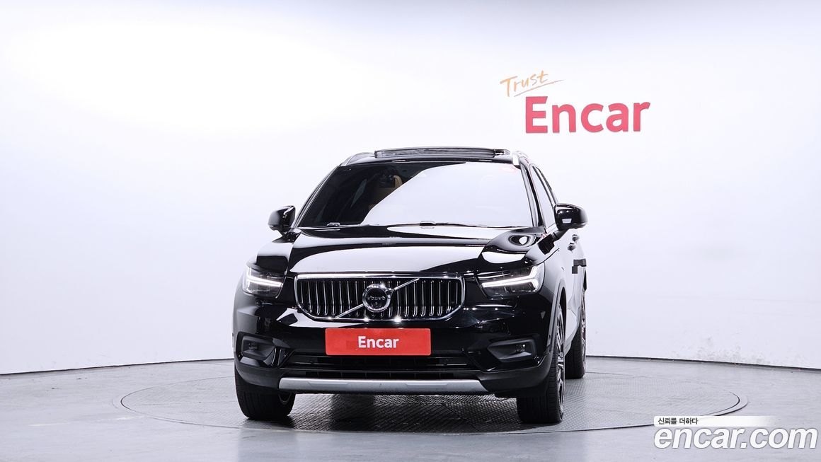 Volvo XC40 2021