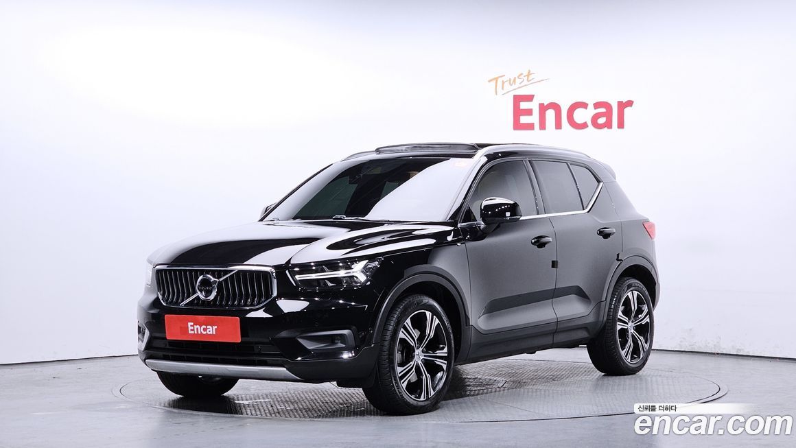 Volvo XC40 2021