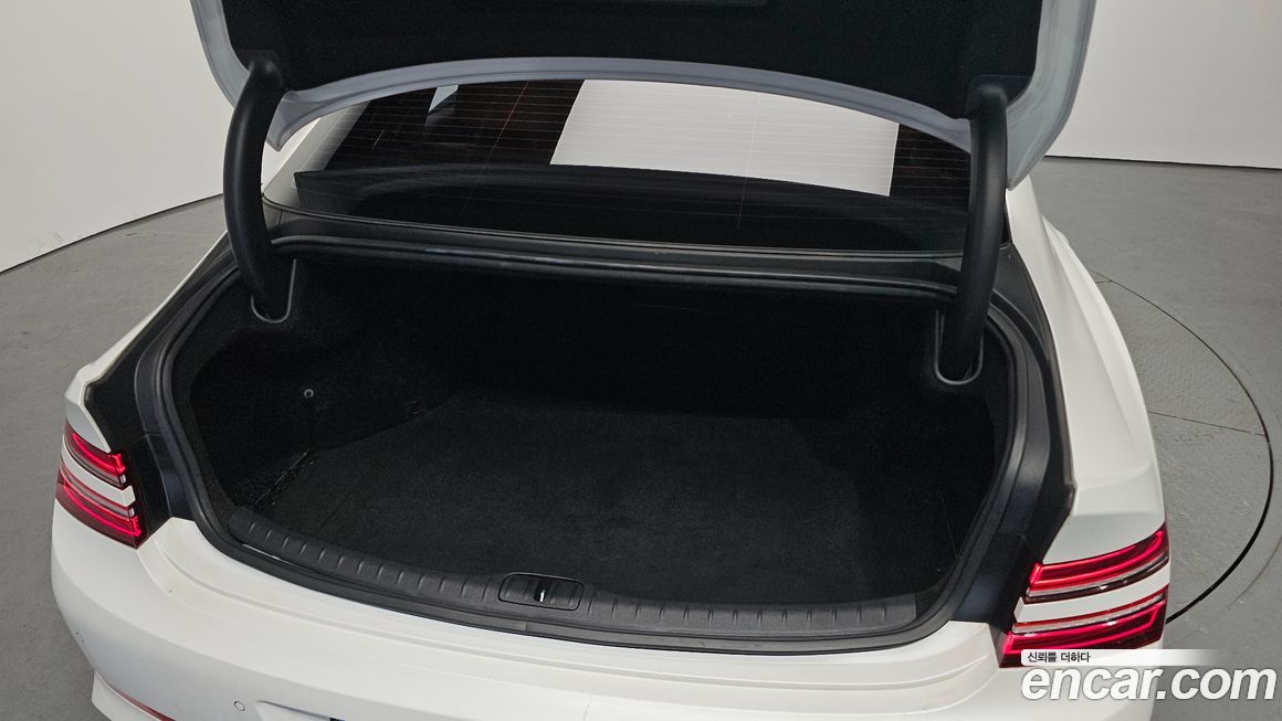 Genesis G80 2021