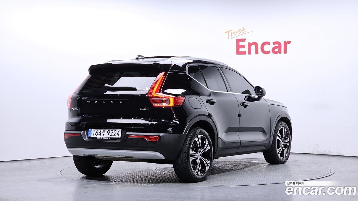 Volvo XC40 2021