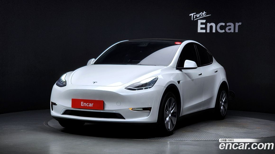 Tesla Model Y 2021