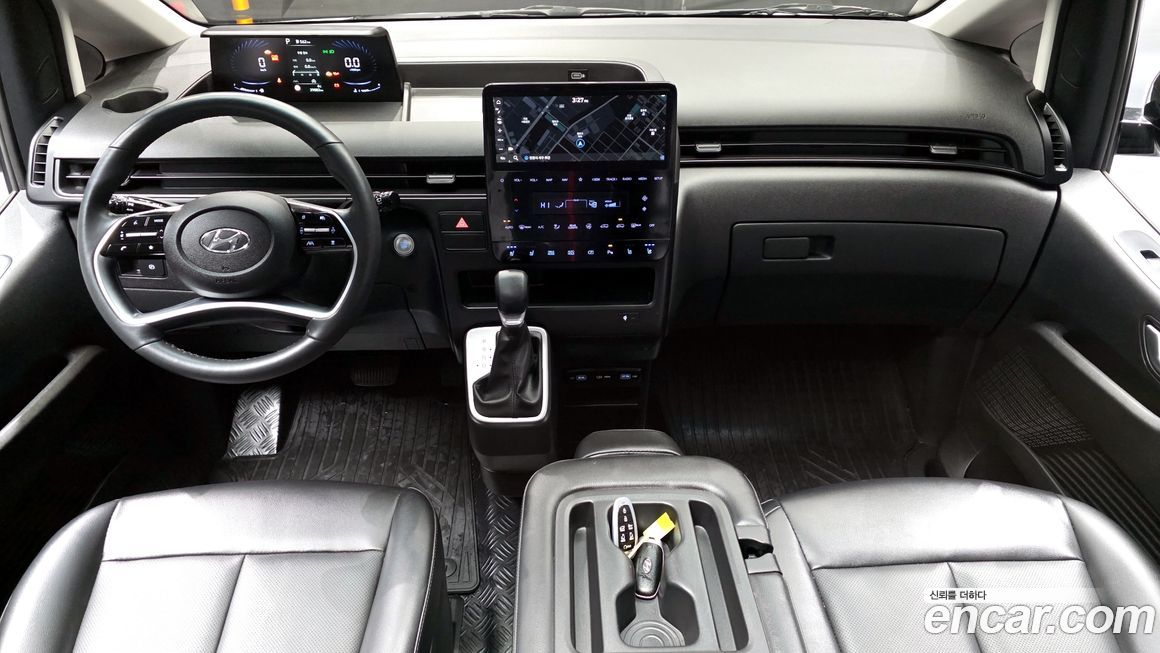 Hyundai Staria 2022