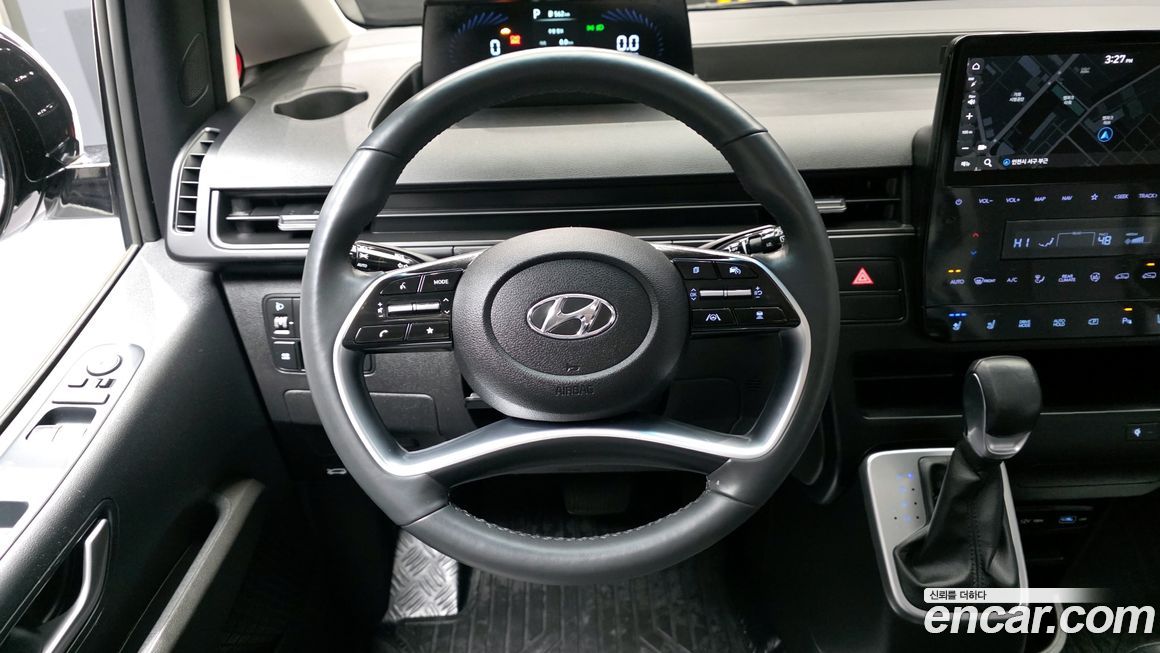 Hyundai Staria 2022