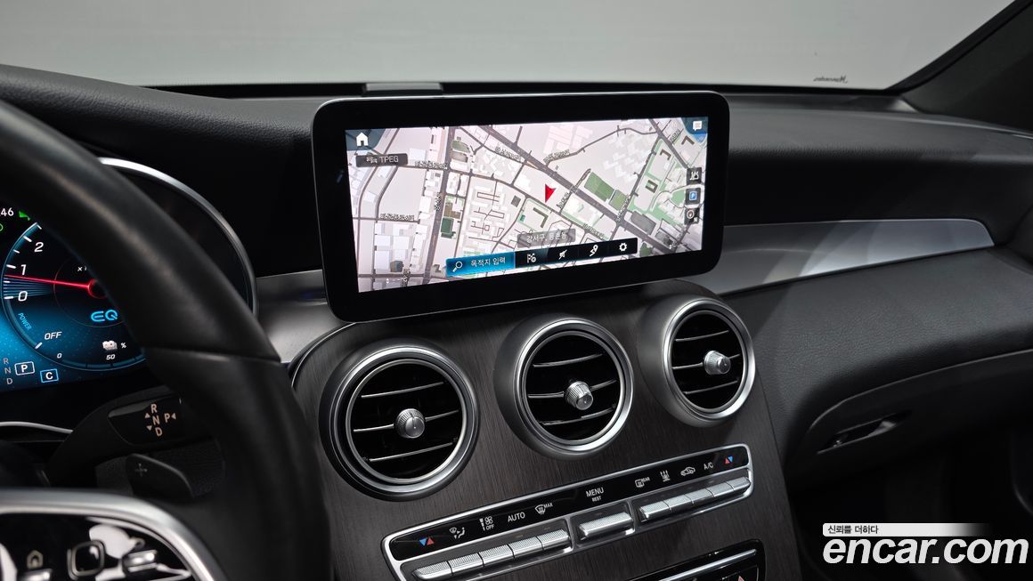 Mercedes-Benz GLC-Class 2021
