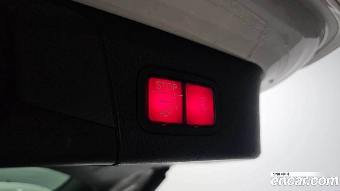 Mercedes-Benz GLB-Class 2021