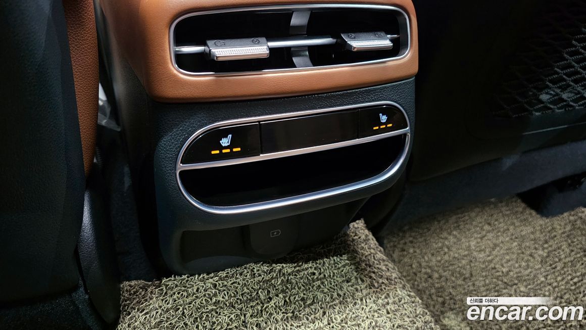 Genesis GV70 2021