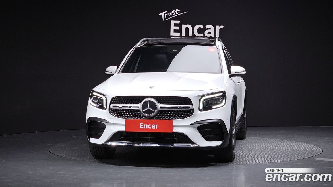 Mercedes-Benz GLB-Class 2021