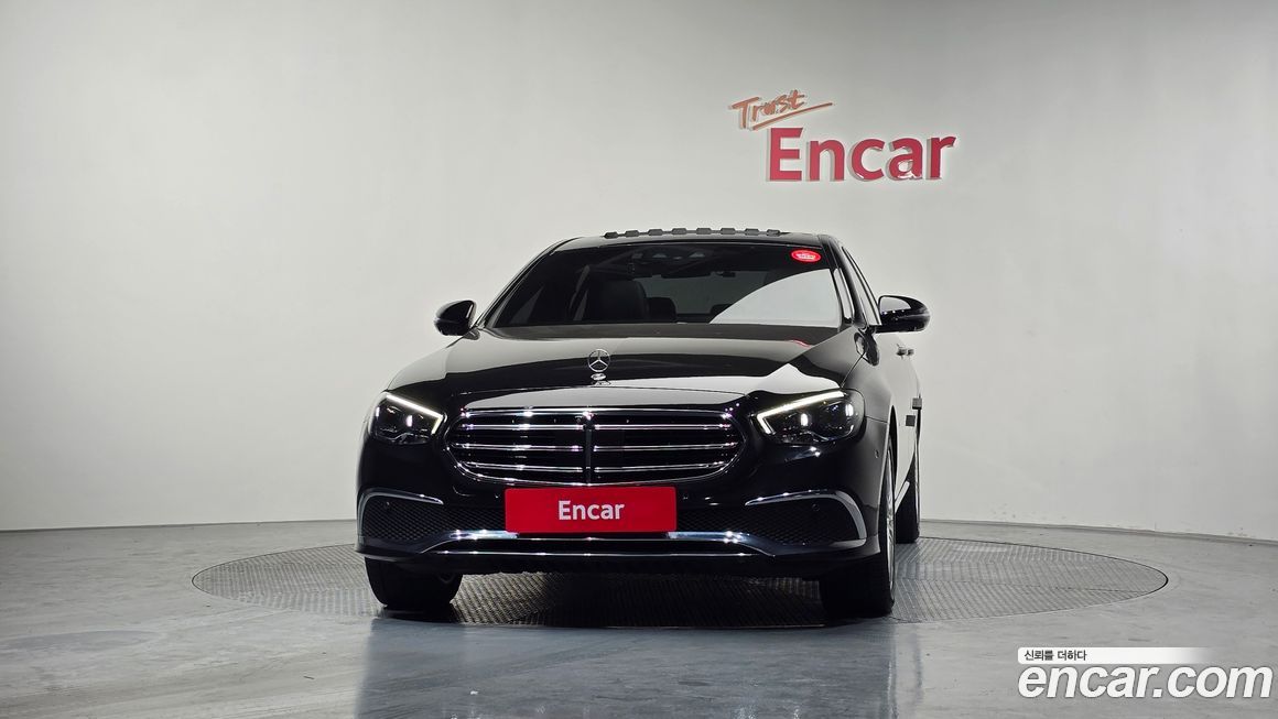 Mercedes-Benz E-Class 2021