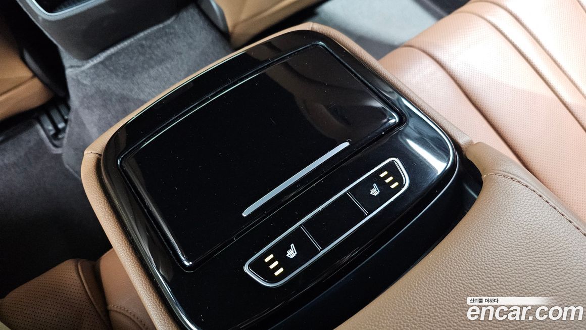 Genesis G80 2023