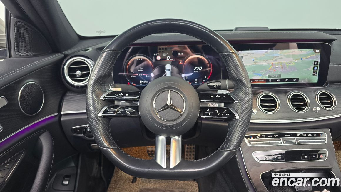 Mercedes-Benz E-Class 2021