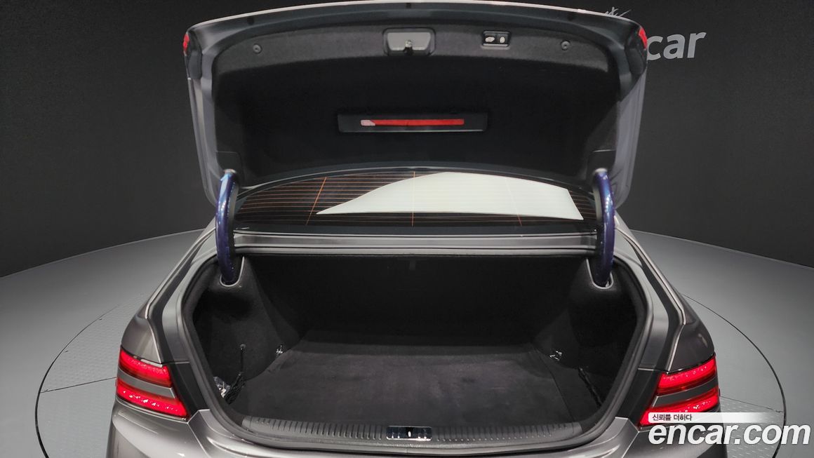 Genesis G90 2021