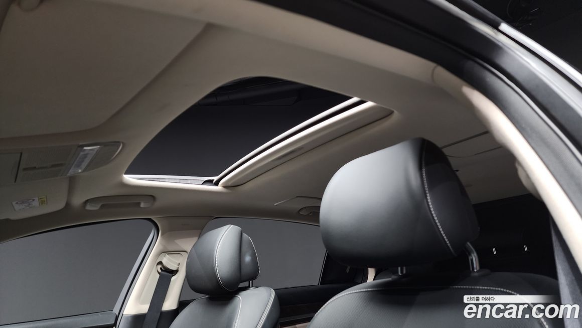 Genesis G90 2021