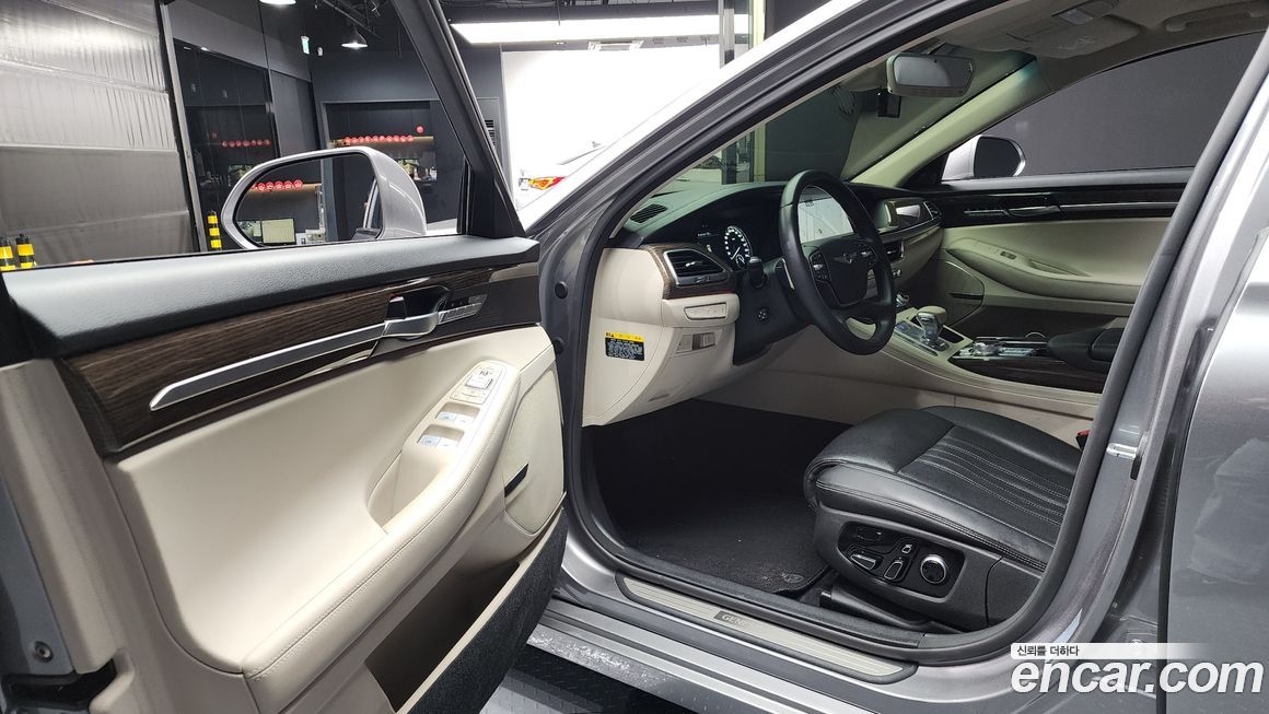 Genesis G90 2021
