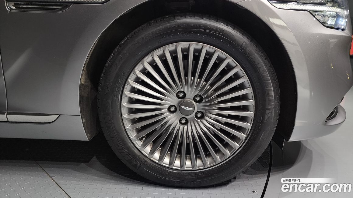 Genesis G90 2021