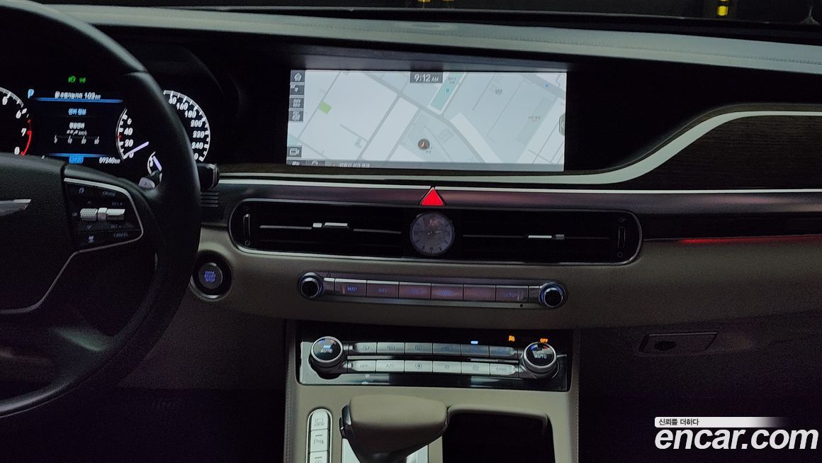 Genesis G90 2021