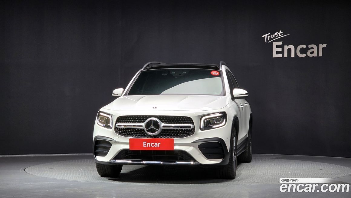 Mercedes-Benz GLB-Class 2022