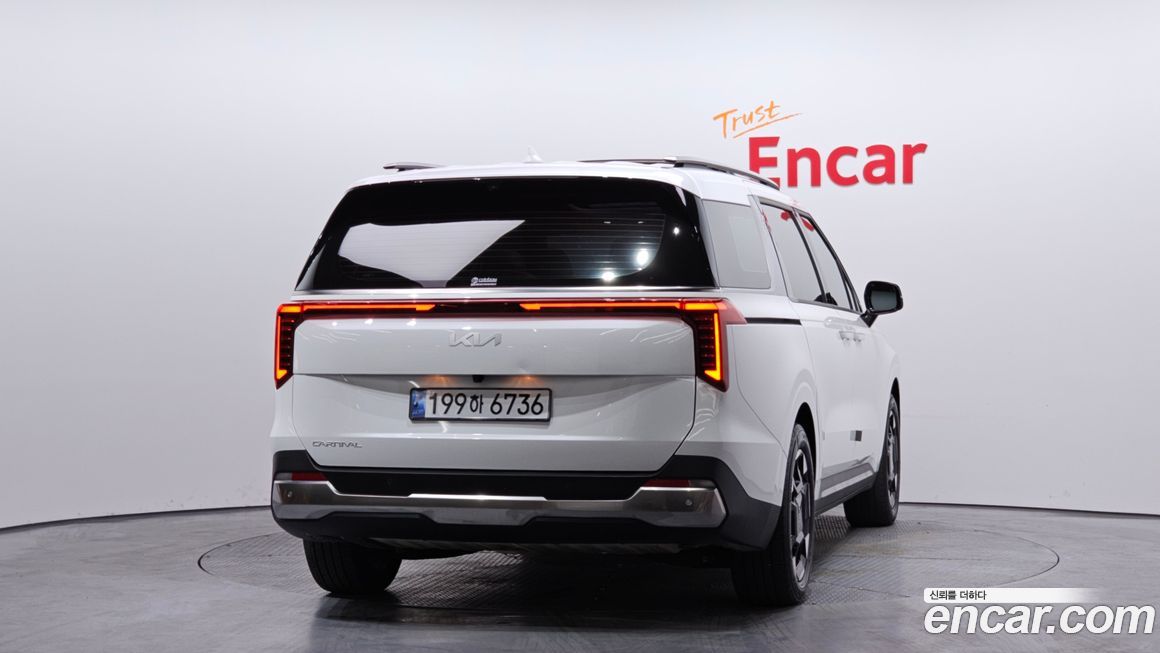 Kia Canival 2025