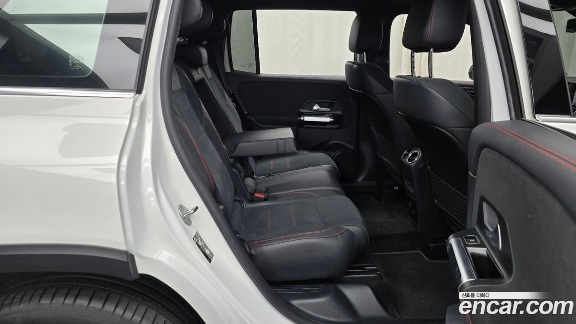 Mercedes-Benz GLB-Class 2022