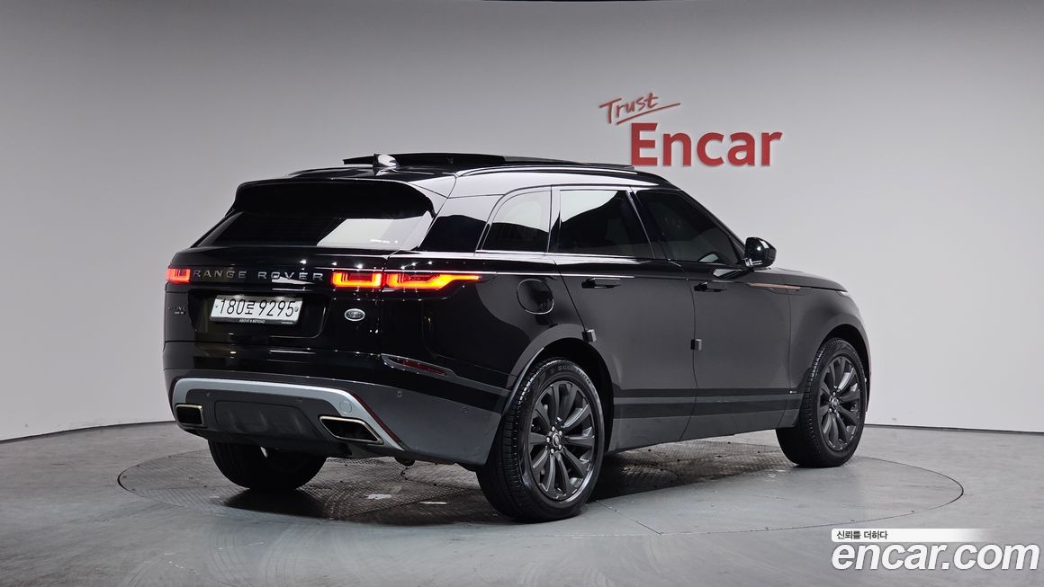 Land Rover Range Rover Velar 2019