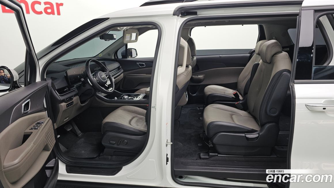 Kia Canival 2025