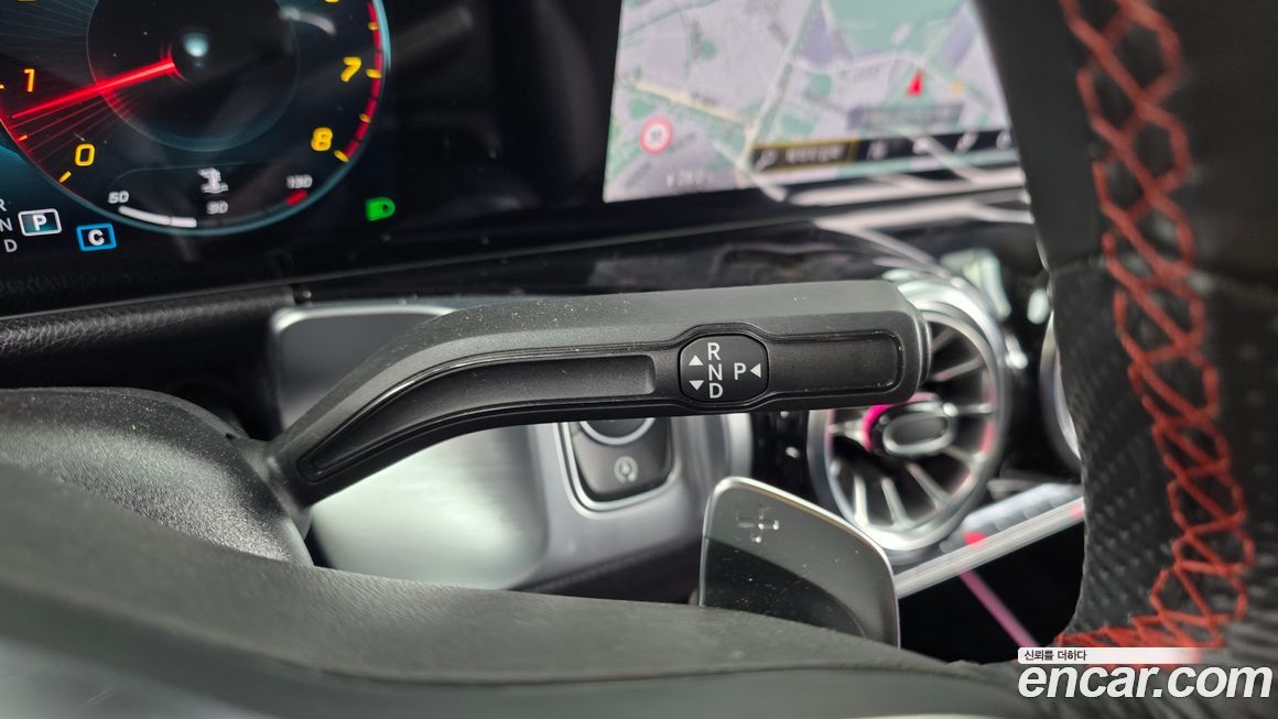 Mercedes-Benz GLB-Class 2022