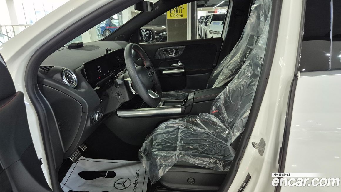 Mercedes-Benz GLA-Class 2024