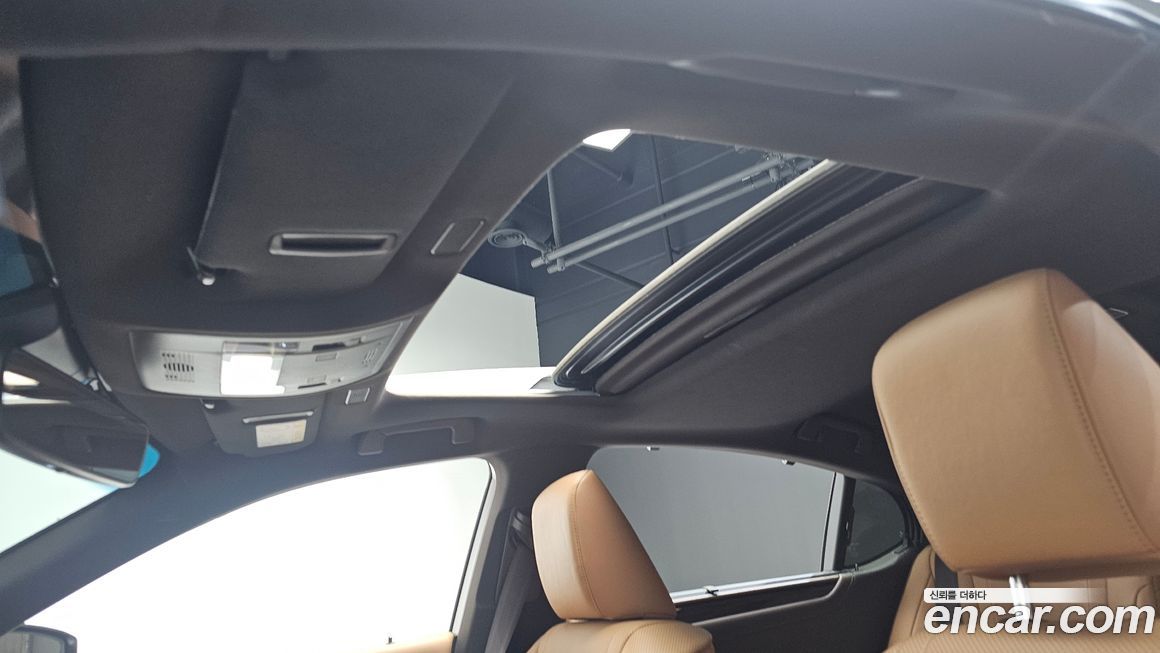 Lexus ES 2021